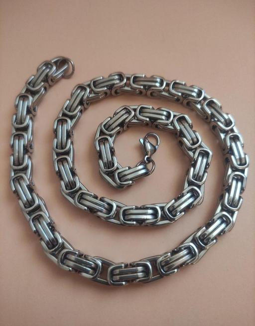 Buy & Sell Grafton Street Industrial Estate West Northamptonshire - Photos for Beautiful necklace chain