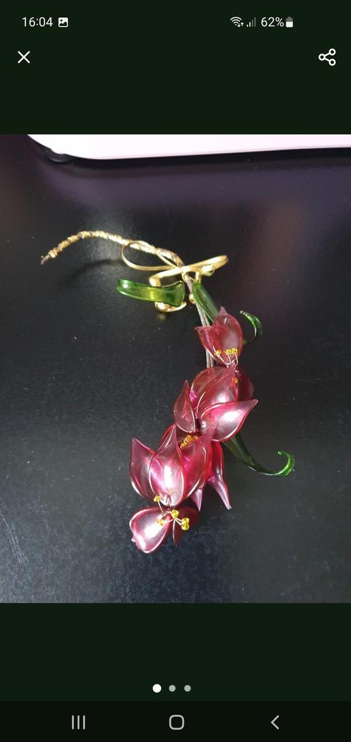 Buy & Sell Upper Gornal Dudley - Photos for pink glass ornamental flower spray