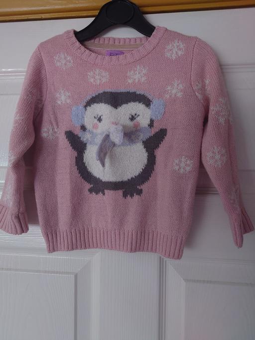 Buy & Sell Woodthorpe Charnwood - Photos for Girls pink penguin jumper size 12-18 months