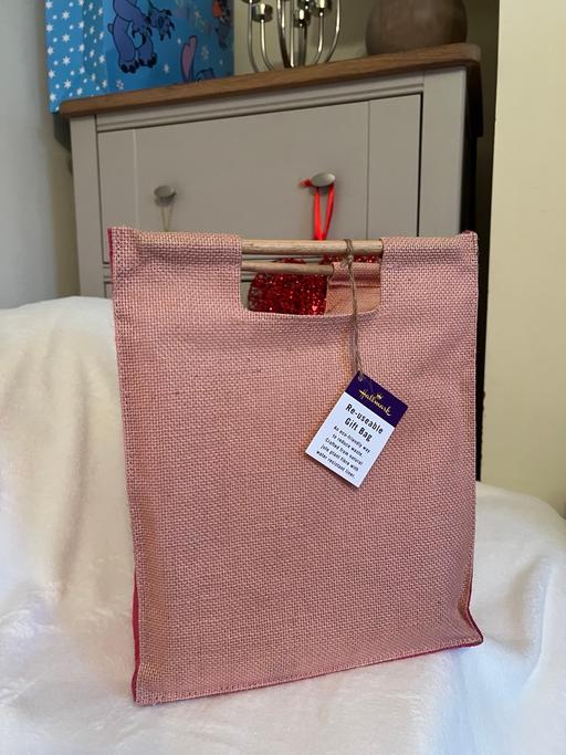 Buy & Sell Easington Lane Sunderland - Photos for Hallmark Gift Bag ( New )