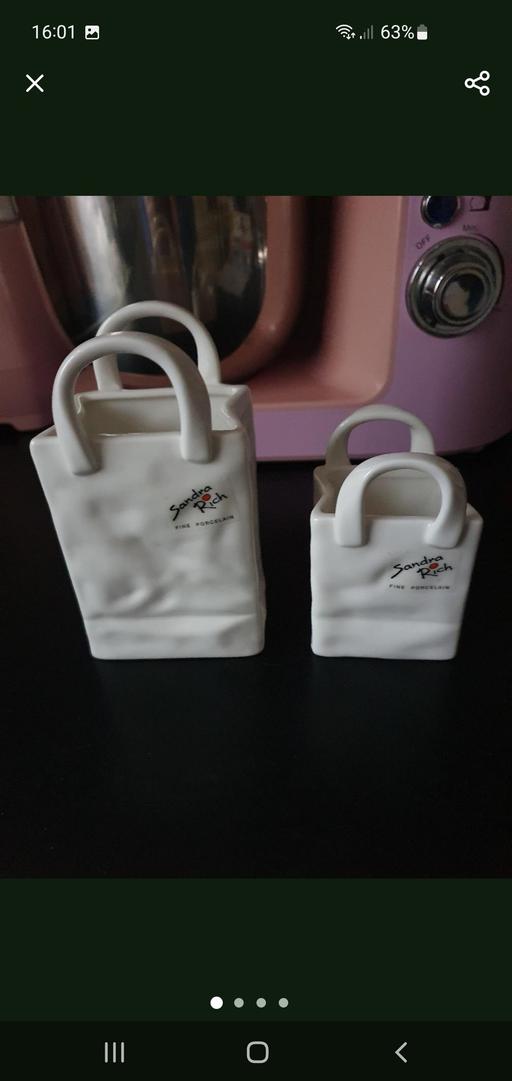 Buy & Sell Upper Gornal Dudley - Photos for porcelain vases x 2 Sandra rich