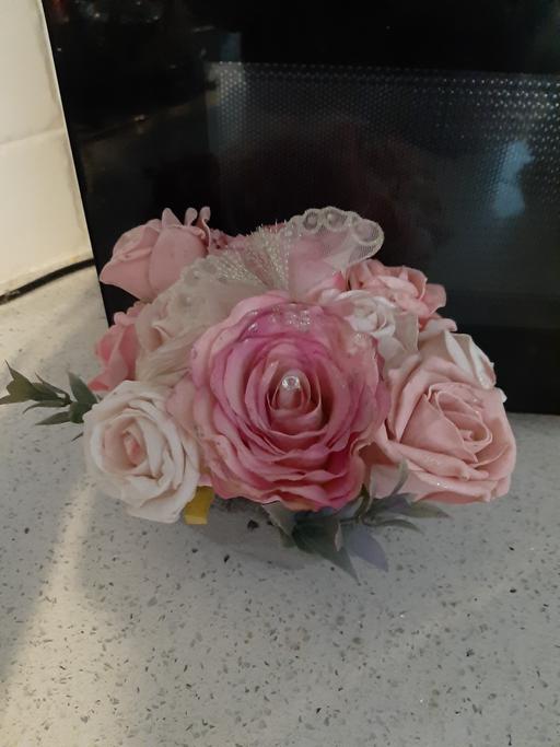 Buy & Sell South Hylton Sunderland - Photos for flowers in oasis