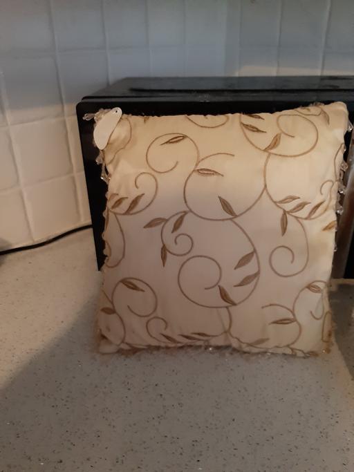 Buy & Sell South Hylton Sunderland - Photos for cushion
