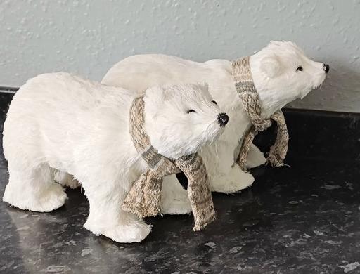 Buy & Sell Davenport Park Stockport - Photos for Faux Fur Polar Bears