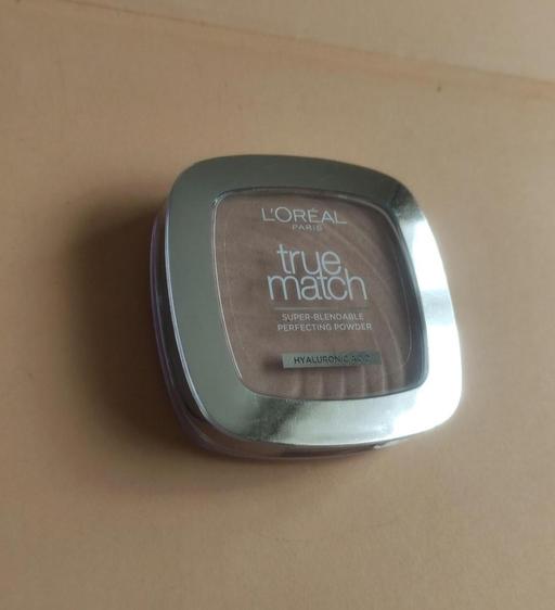 Buy & Sell Grafton Street Industrial Estate West Northamptonshire - Photos for Loreal perfecting powder