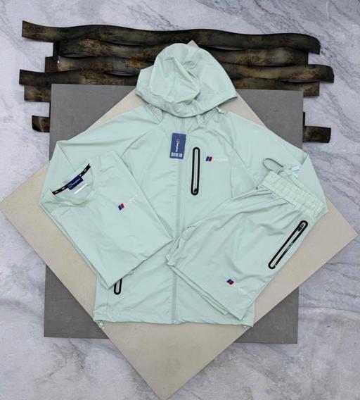 Buy & Sell Bellshill North Lanarkshire - Photos for Berghaus 3 piece set