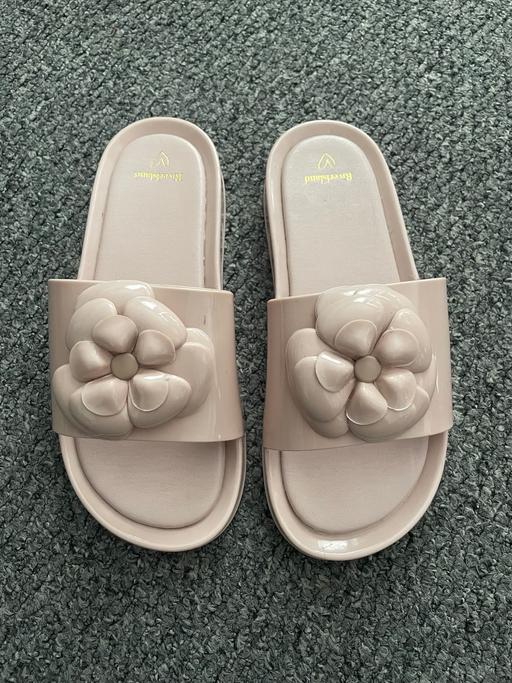 Buy & Sell Sefton Park Liverpool - Photos for River island flower sandals size 5 pink