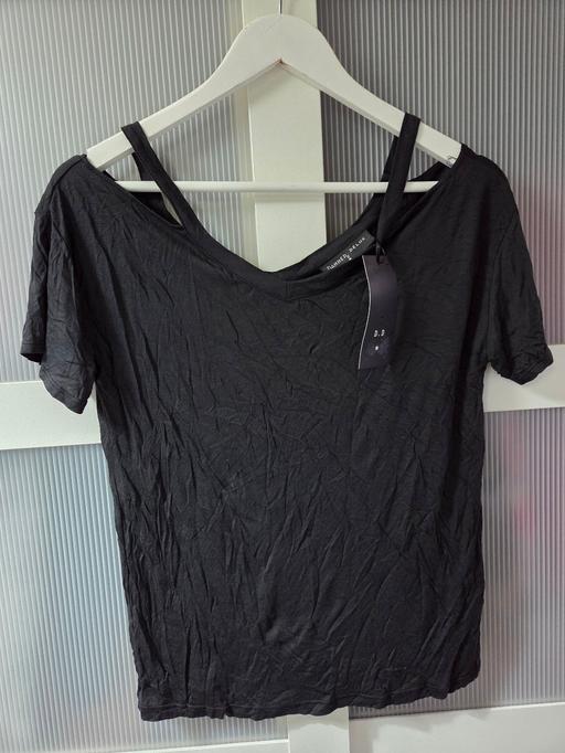 Buy & Sell Weston Point Halton - Photos for 🌟NEW🌟 Size S DAMNED DELUX black top