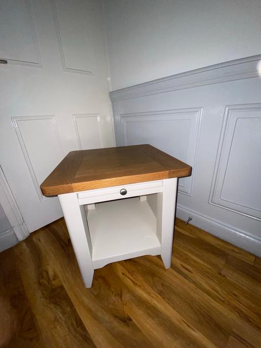 Buy & Sell Stepney Green East London - Photos for Oak furniture land side table