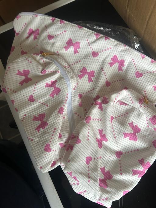 Buy & Sell Acocks Green Birmingham - Photos for Make up bag set