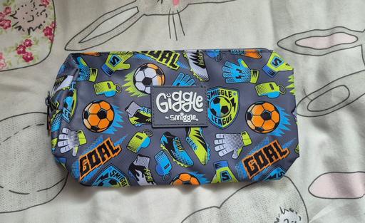 Buy & Sell Ocker Hill Sandwell - Photos for smiggle pencil case New