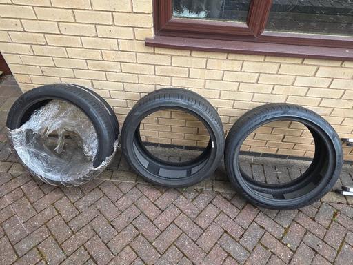 Vehicles Moseley Birmingham - Photos for pirelli/continental 265 35 R21 tyres