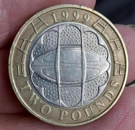 Buy & Sell Preston South Ribble - Photos for RUGBY 🏉 £2 COIN