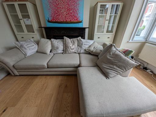 Buy & Sell Battersea South West London - Photos for DFS Sofa