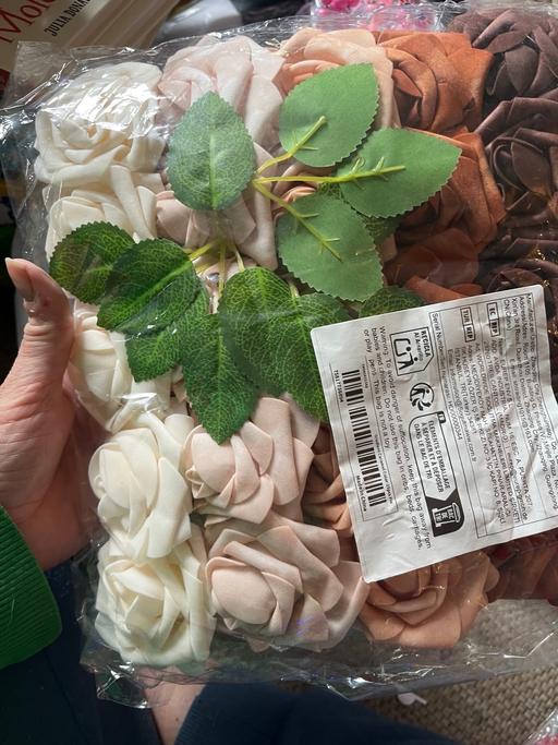 Buy & Sell Wednesfield Wolverhampton - Photos for 25 faux flowers