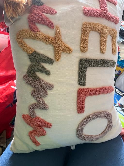 Buy & Sell Wednesfield Wolverhampton - Photos for Pillow