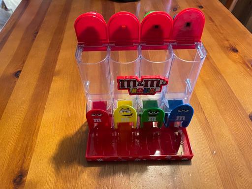 Buy & Sell Elstree Hertsmere - Photos for M&M candy dispenser