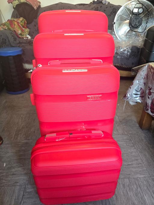 Buy & Sell Aston Birmingham - Photos for 4 piece set