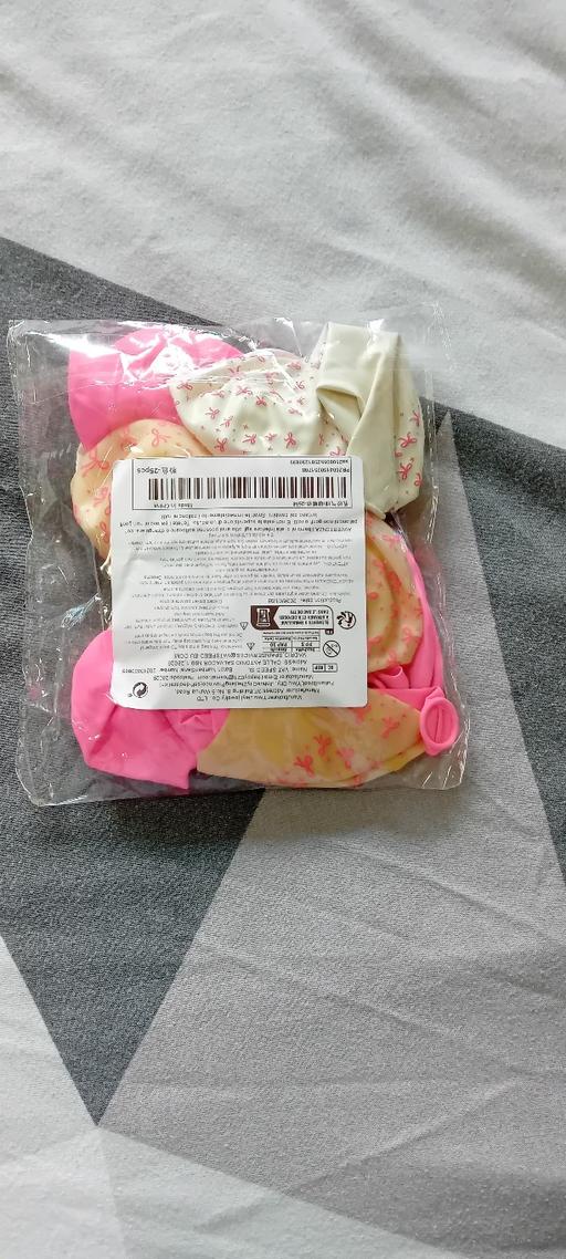 Buy & Sell Bilston Wolverhampton - Photos for 25 brand new bow balloons