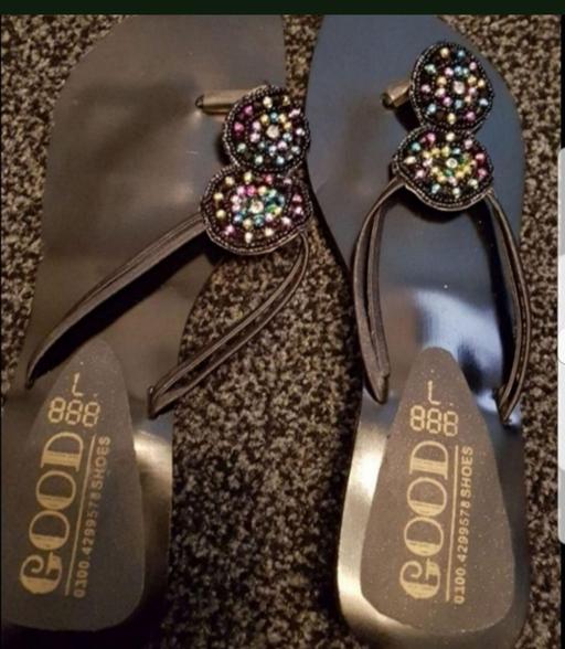 Buy & Sell Oldham Town Centre Oldham - Photos for Black Slippers Size 4 Brand new