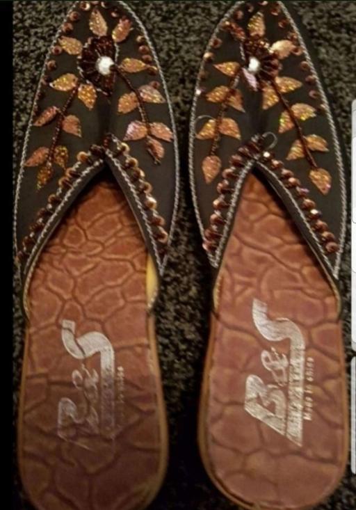 Buy & Sell Lees Oldham - Photos for B&S Slippers