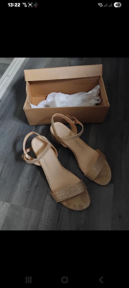 Buy & Sell Stow Heath Wolverhampton - Photos for Heels 7.