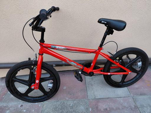 Buy & Sell Manor Park East London - Photos for 18 inch bike
