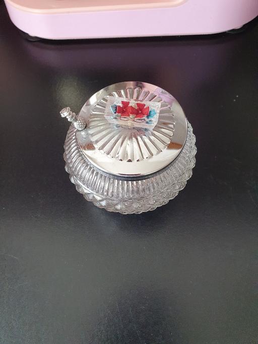 Buy & Sell Upper Gornal Dudley - Photos for vintage glass pot with lucite finial
