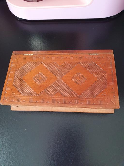 Buy & Sell Upper Gornal Dudley - Photos for vintage wood carved box