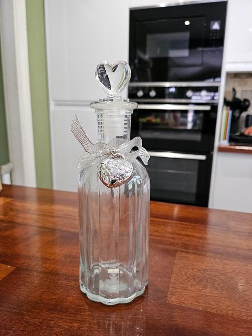 Buy & Sell Bradmore Wolverhampton - Photos for Pretty glass bottle