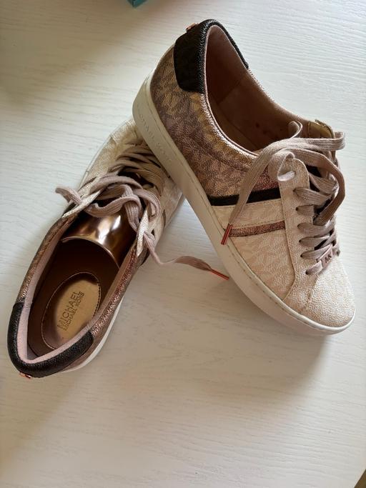 Buy & Sell Four Oaks Birmingham - Photos for MICHAEL KORS Ladies Trainers