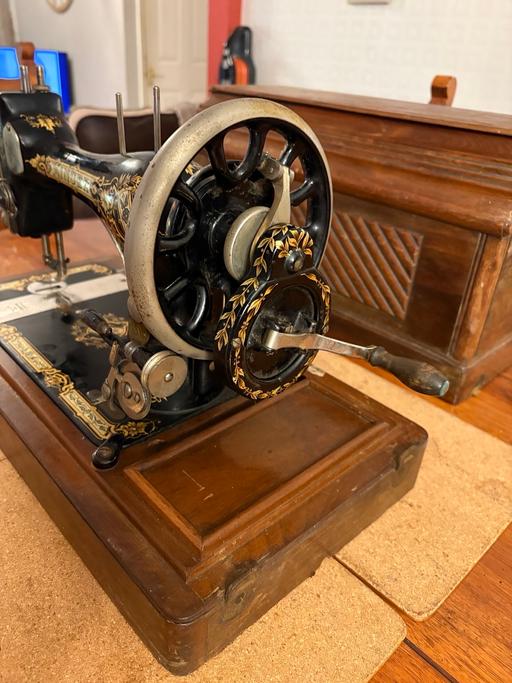 Buy & Sell East Malling Tonbridge and Malling - Photos for Singer sewing machine