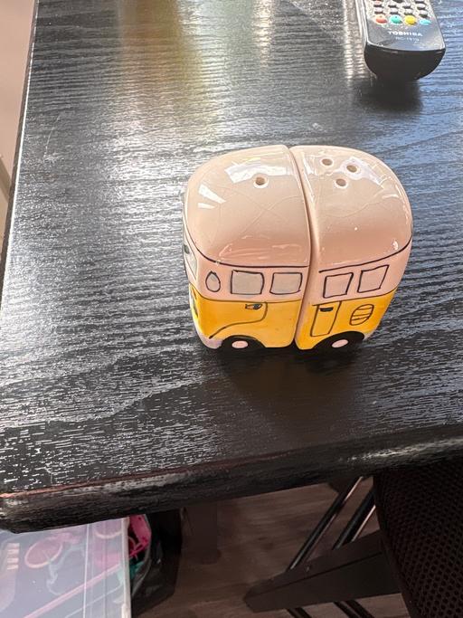 Buy & Sell Woodsetton Dudley - Photos for Salt and pepper set