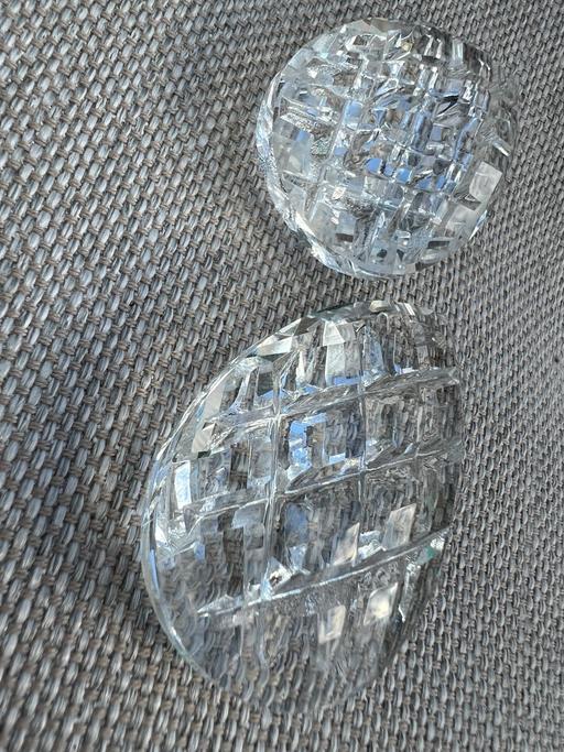 Buy & Sell Easington Lane Sunderland - Photos for 2 Pretty Glass Stones