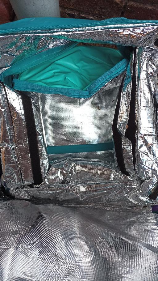 Buy & Sell Bradley Wolverhampton - Photos for Deliveroo Bag