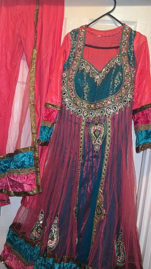 Buy & Sell Luton Town Centre Luton - Photos for Pakistani outfit dress wedding outfit