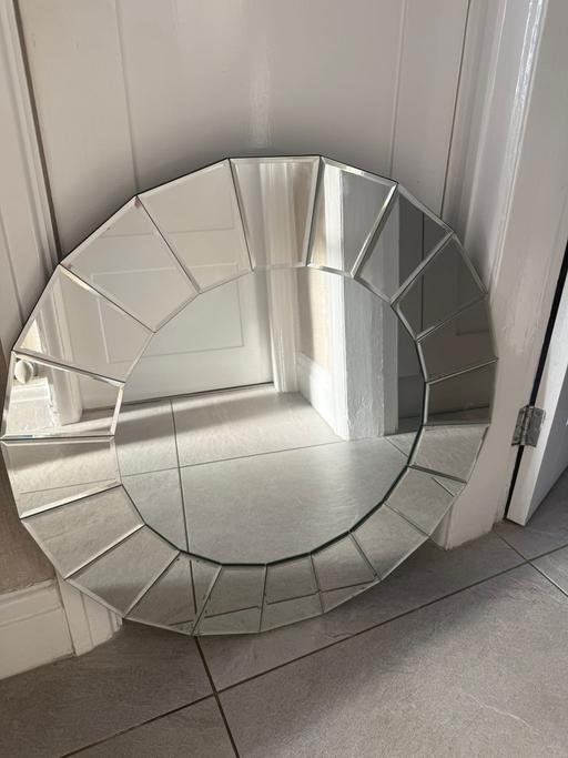 Buy & Sell Walton Liverpool - Photos for Mirror