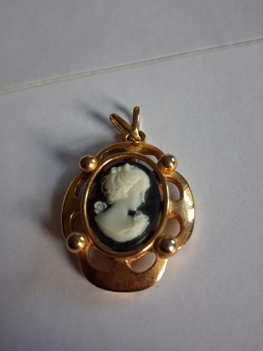 Buy & Sell Stanfree Bolsover - Photos for Cameo Pendant.