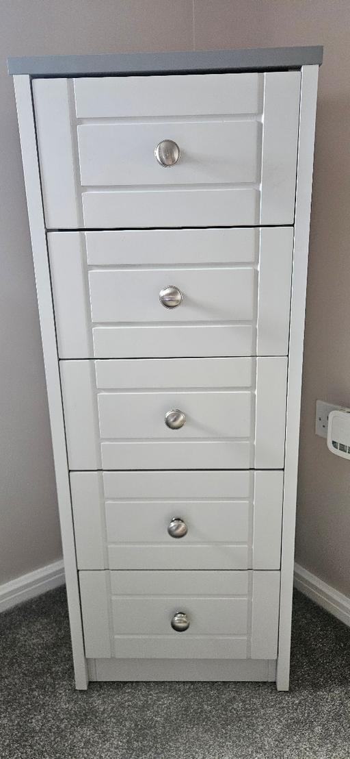 Buy & Sell Bilston Wolverhampton - Photos for 5 drawer chest of drawers and 2 drawers x2