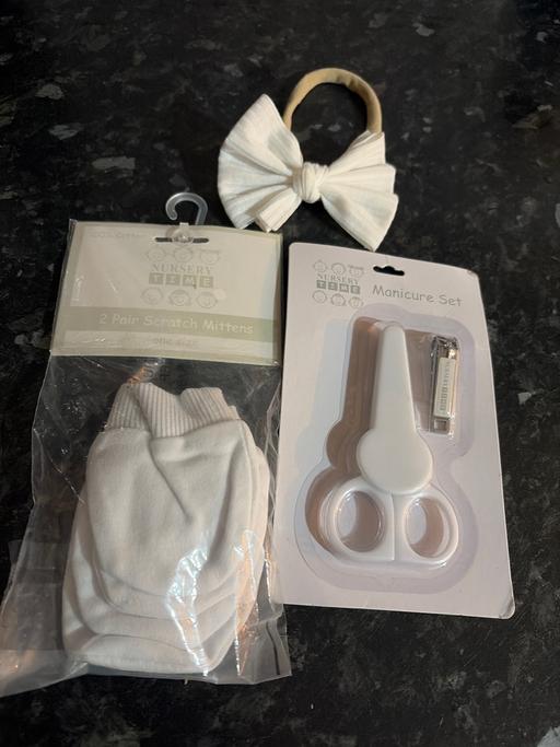 Buy & Sell Saltley Birmingham - Photos for Mittens, scissors & hair bands