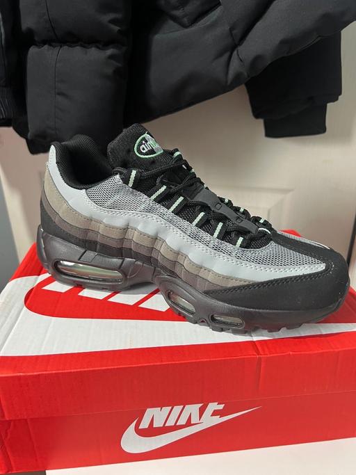 Buy & Sell Kitts Green Birmingham - Photos for Men’s Nike Air Max 95s