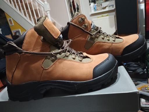 Buy & Sell Bromley by Bow East London - Photos for Mens boots