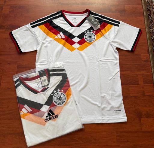 Buy & Sell Battersea South West London - Photos for Germany kit size L