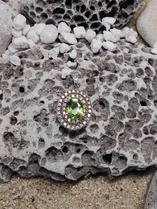 Buy & Sell Halesowen Dudley - Photos for Natural Peridot Silver pendant.