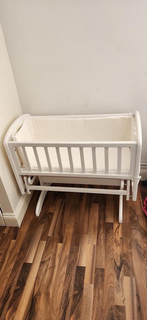 Buy & Sell Freezywater North London - Photos for Bed side crib