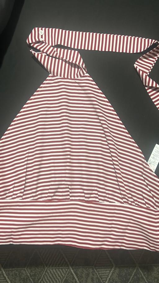 Buy & Sell Yardley Birmingham - Photos for Red & White Halter-neck Top