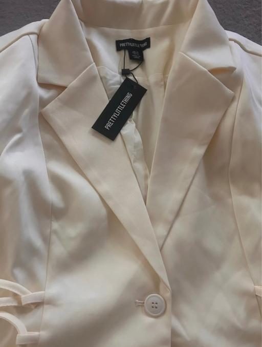 Buy & Sell Yardley Birmingham - Photos for Cream Lace Up Waist Blazer