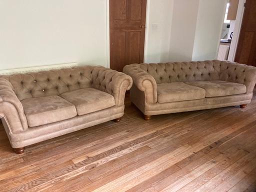 Buy & Sell Weoley Castle Birmingham - Photos for 2 Chesterfield suite