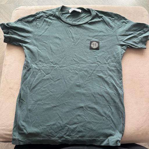 Buy & Sell Cambridge Heath East London - Photos for Boys Stone island t shirt size 10
