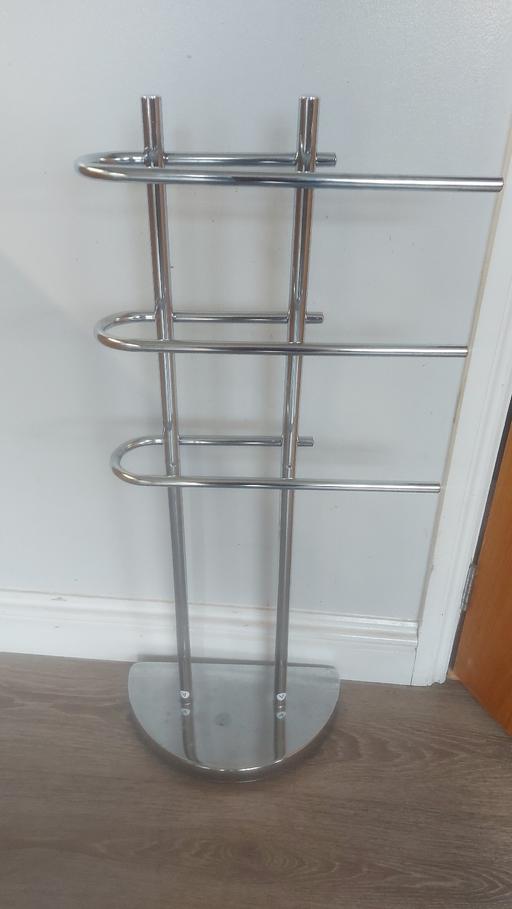 Buy & Sell Sedgley Dudley - Photos for towel rail